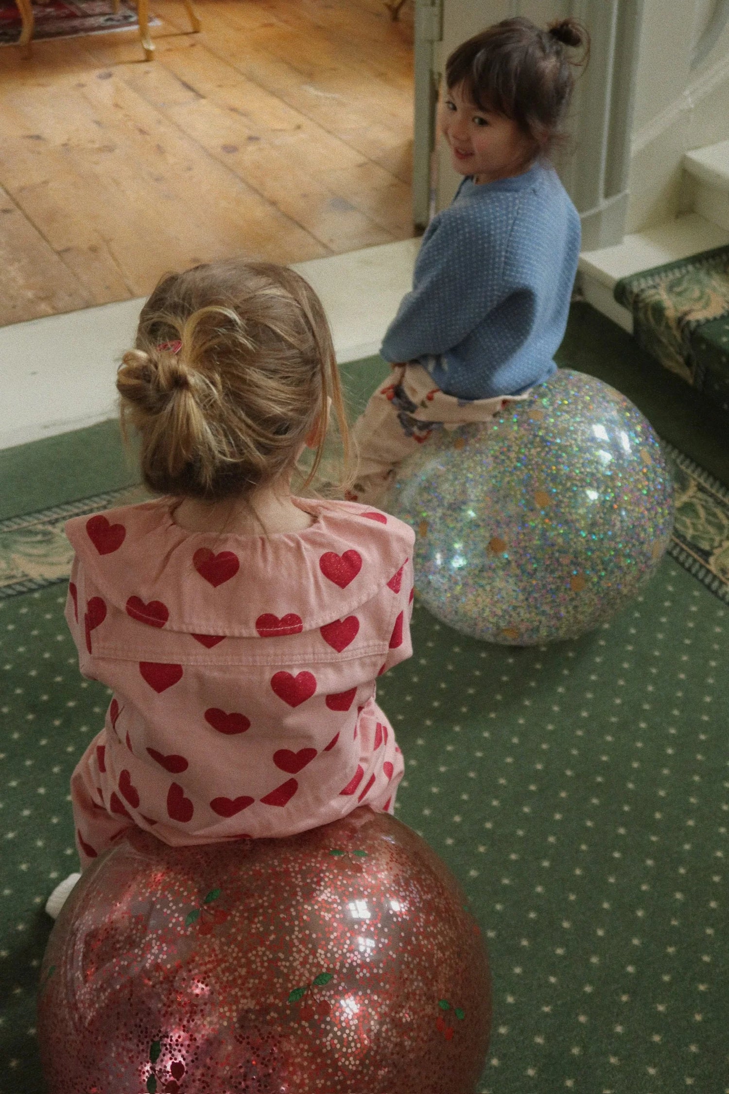 GLITTER ŠOKINĖJIMO KAMUOLYS - LEMON