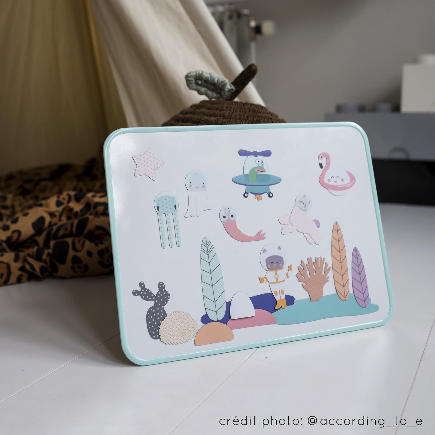 MAGNETINĖ LENTA 30X40CM – OPALINE