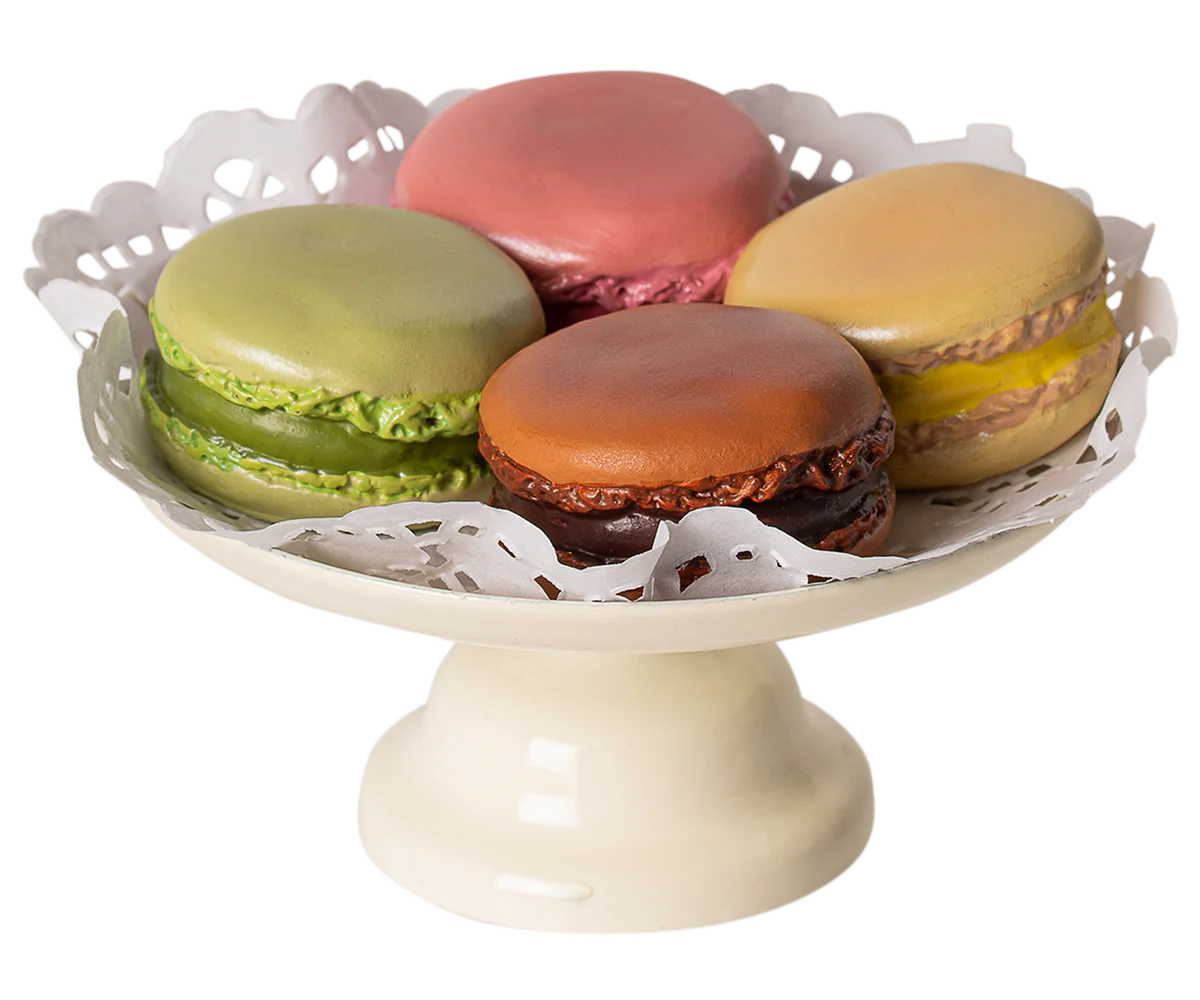 MACARONS ET CHOCOLAT CHAUD