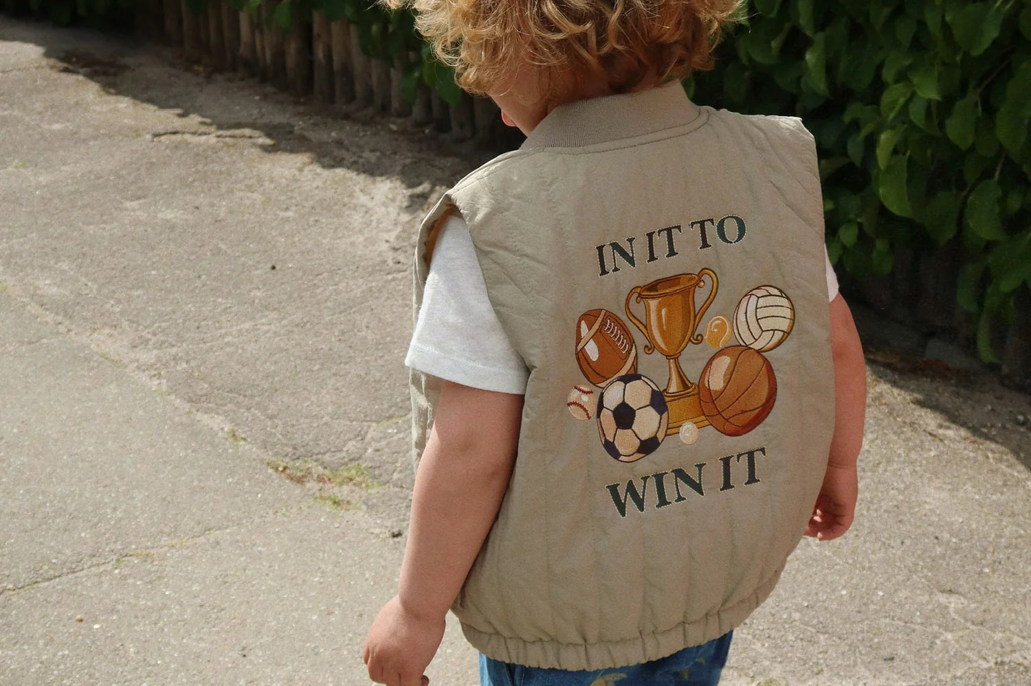 LIEMENĖ - LAUREL OAK