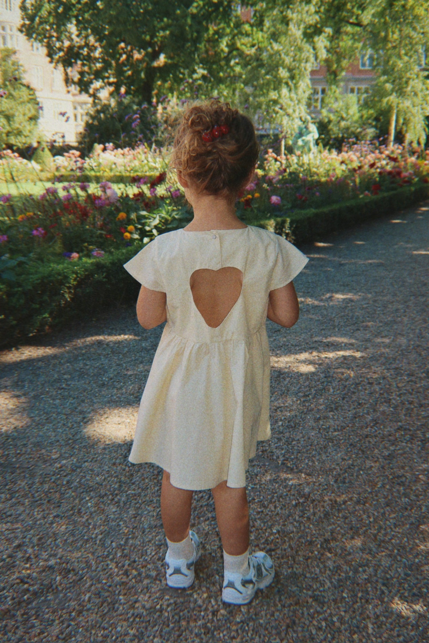 HEARLY DRESS GOTS