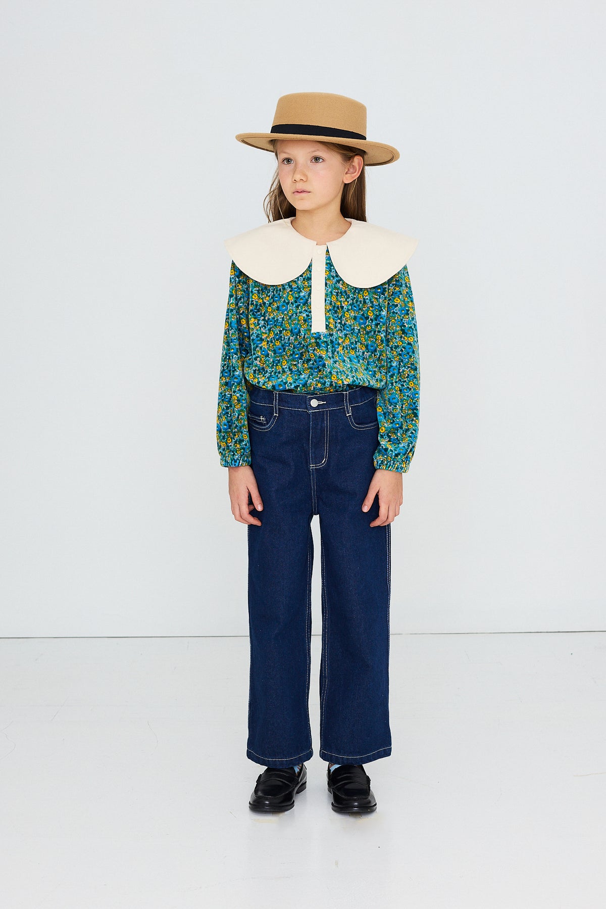FLOWER PATTERN SWEATSHIRT