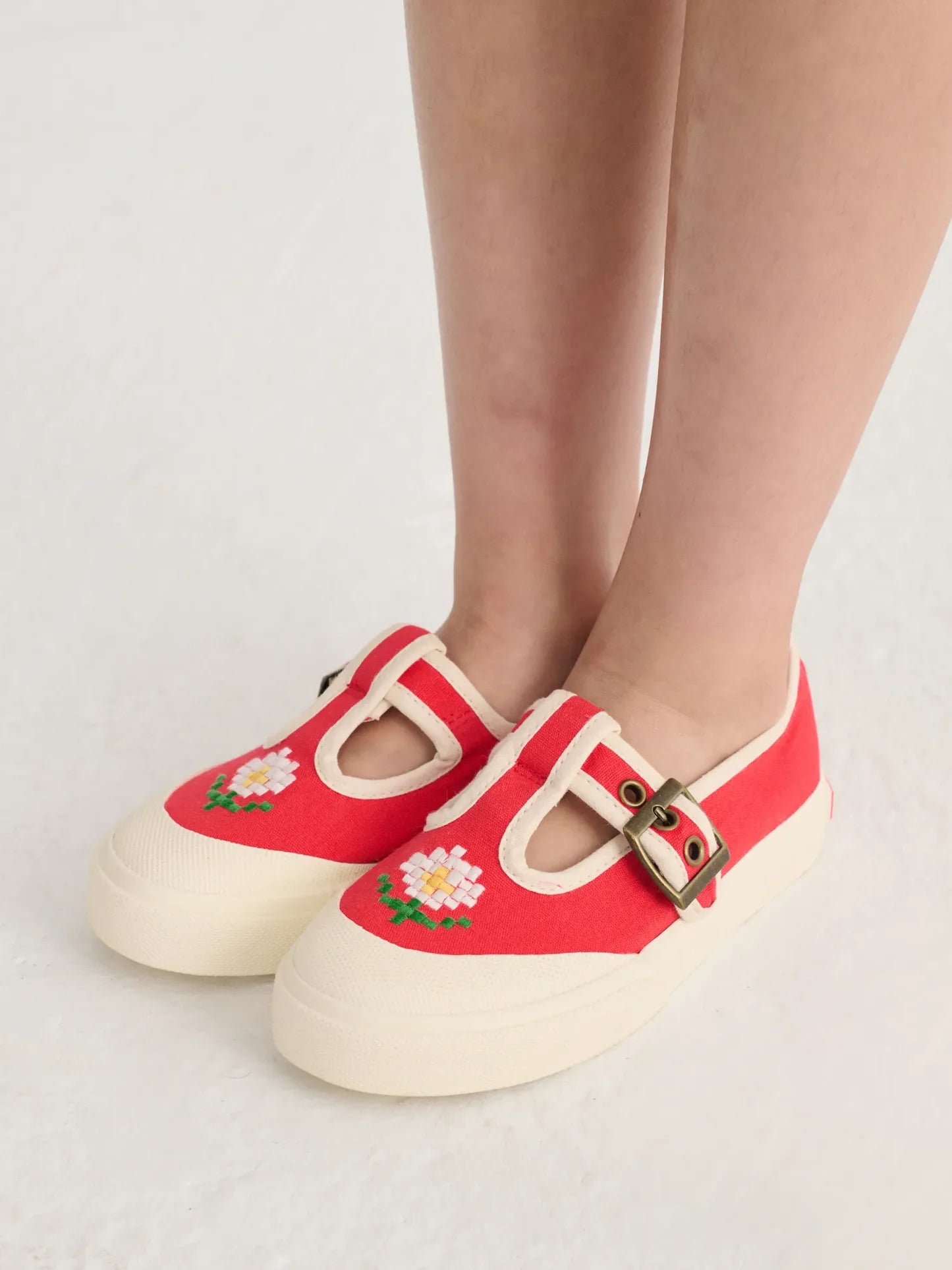 SPORTBAČIAI - PIXEL DAISY