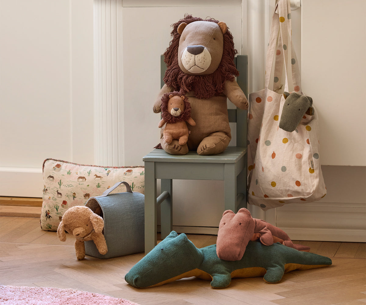 Safari friends, Crocodile, Medium - Vintage rose
