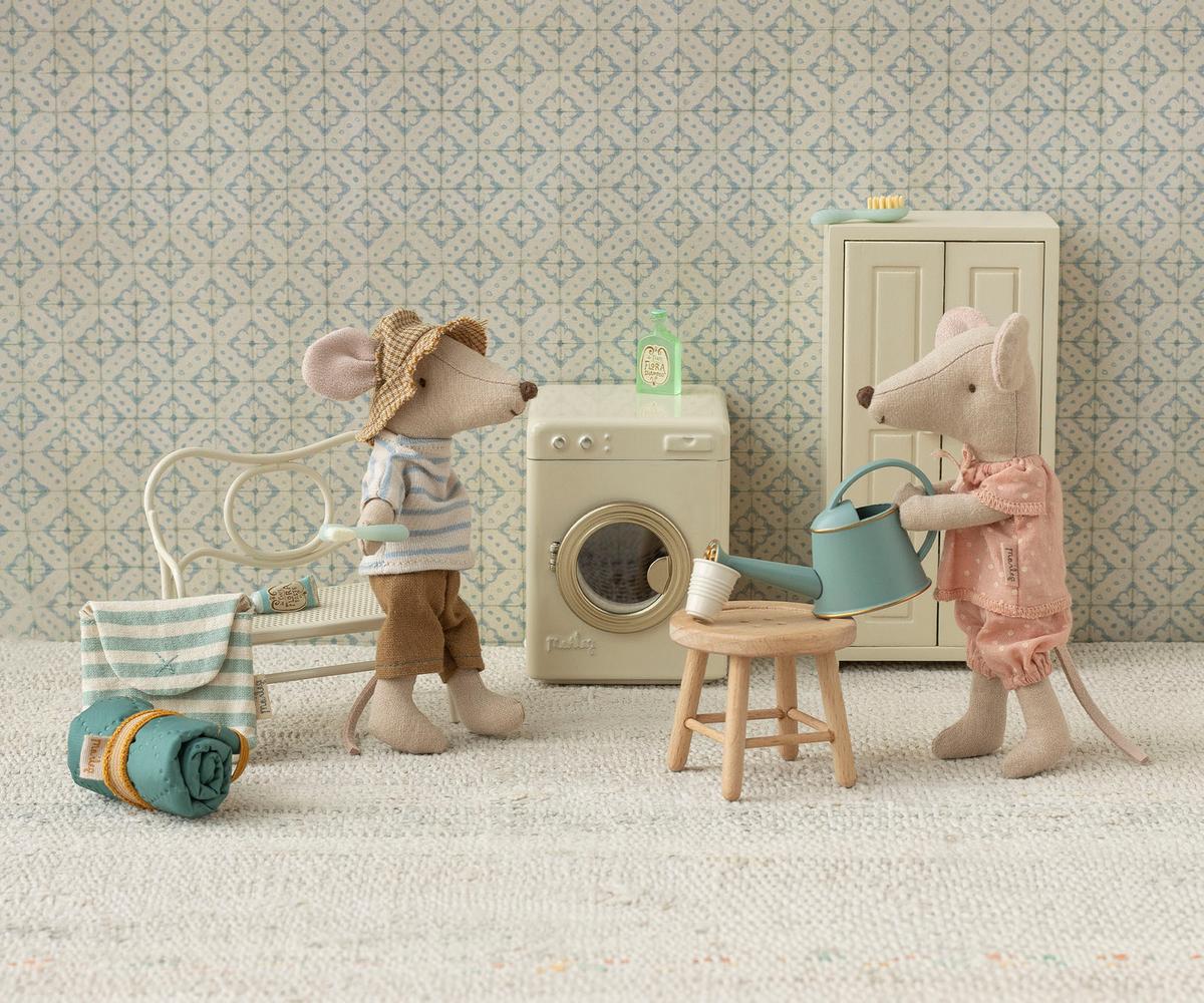 WATERING CAN, MOUSE - LIGHT BLUE