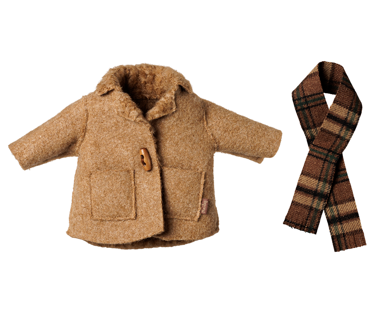 Jacket and scarf - Medium mouse