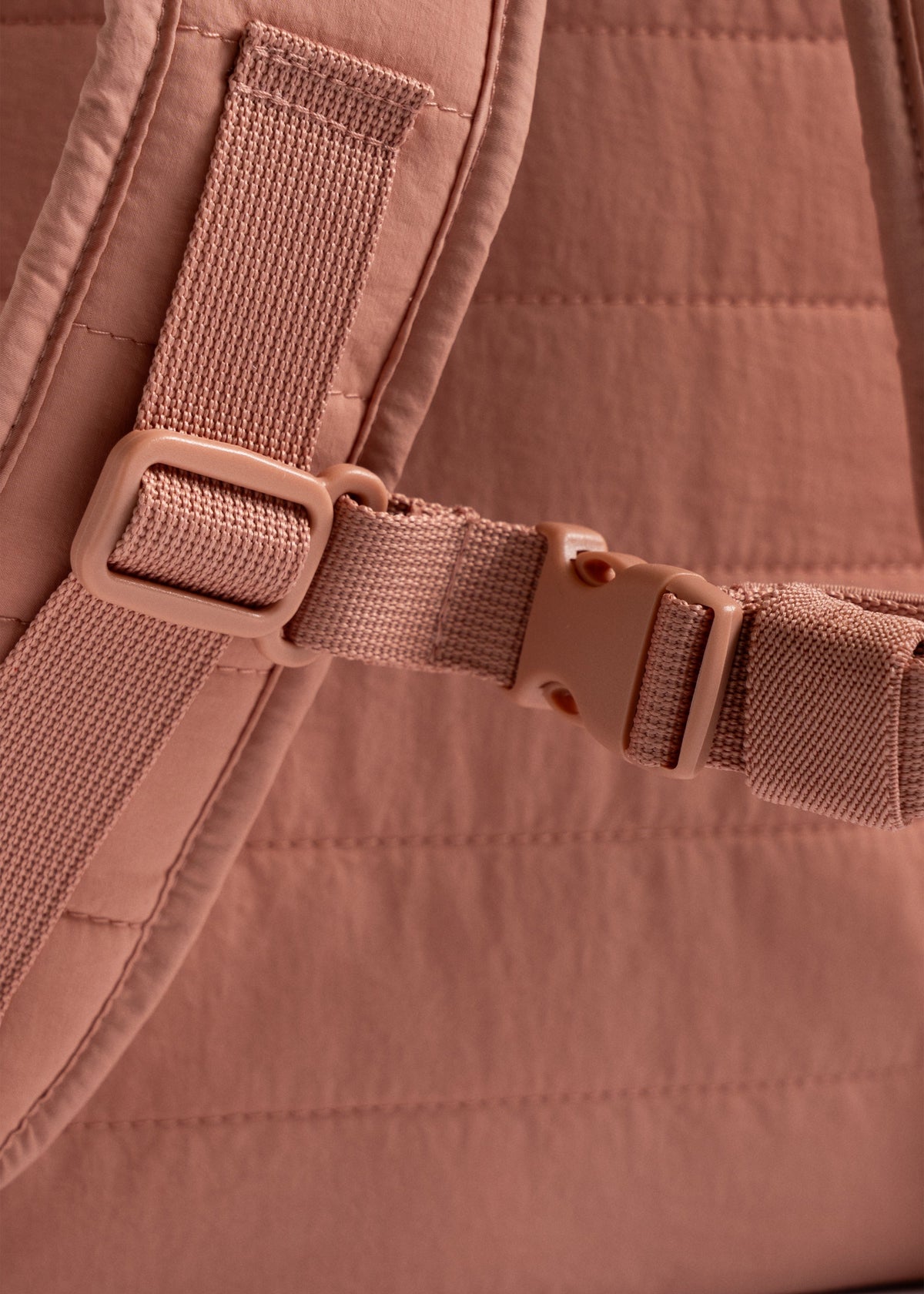 JUNO QUILTED BACKPACK MIDI - CAMEO BROWN