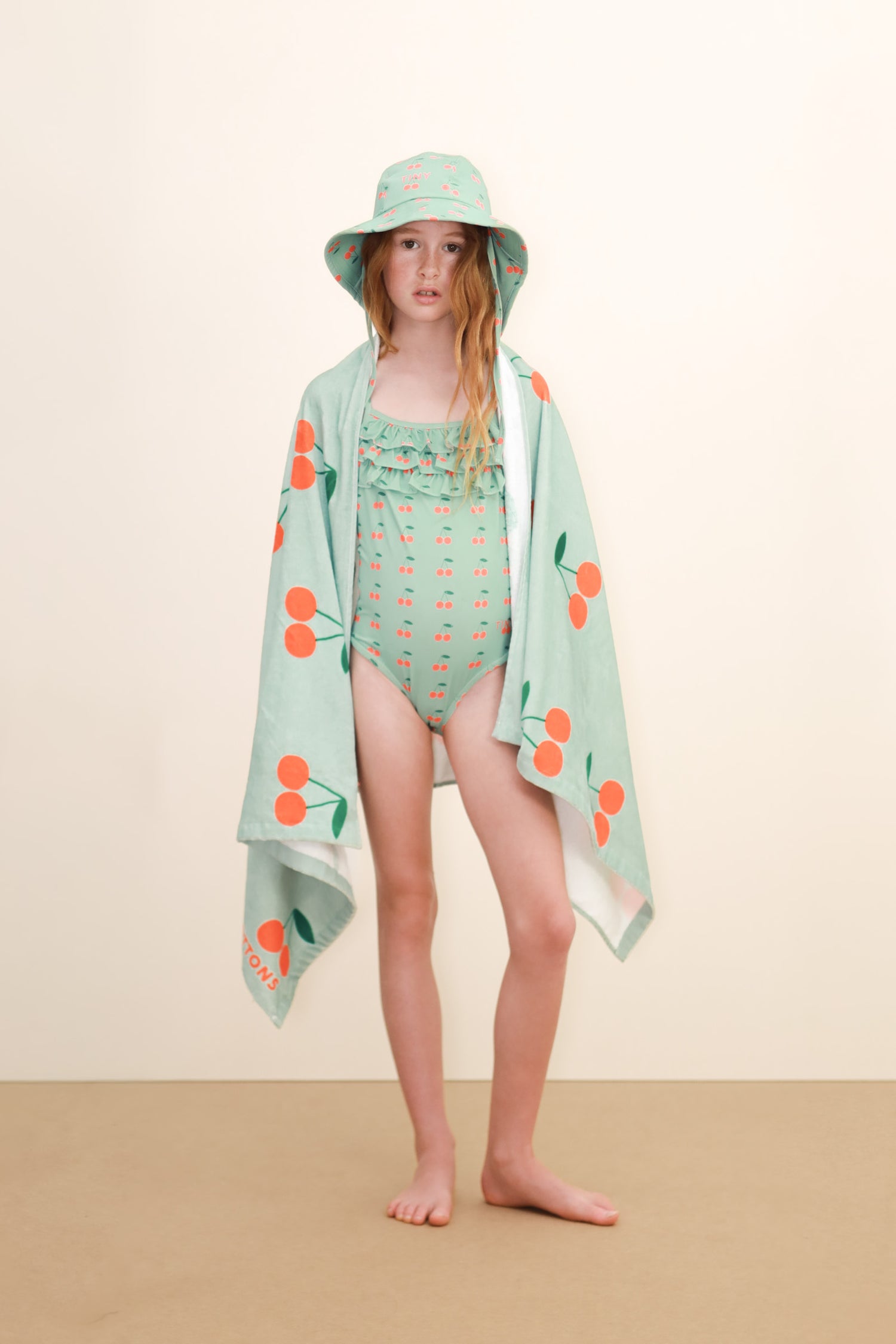 CHERRIES TOWEL - WASHED EMERALD