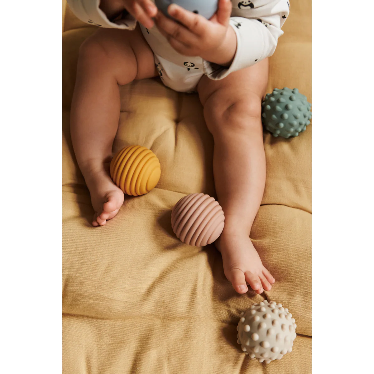 DORIAN KŪDIKIO JUTIMINIAI KAMUOLIUKAI