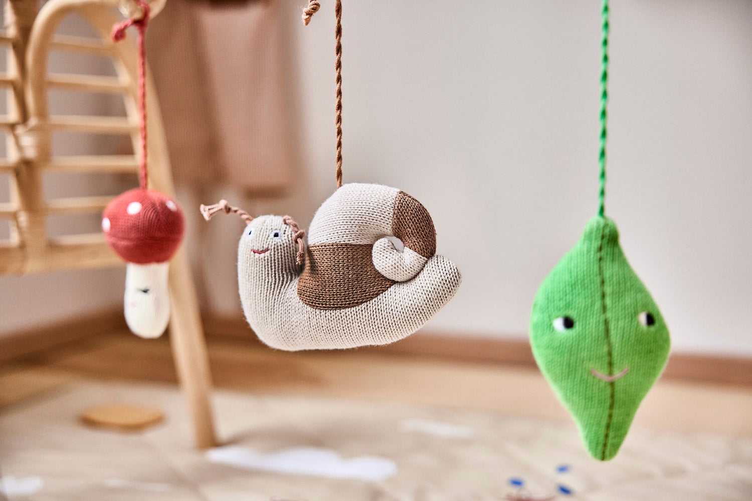 FOREST PLAY GYM TOY