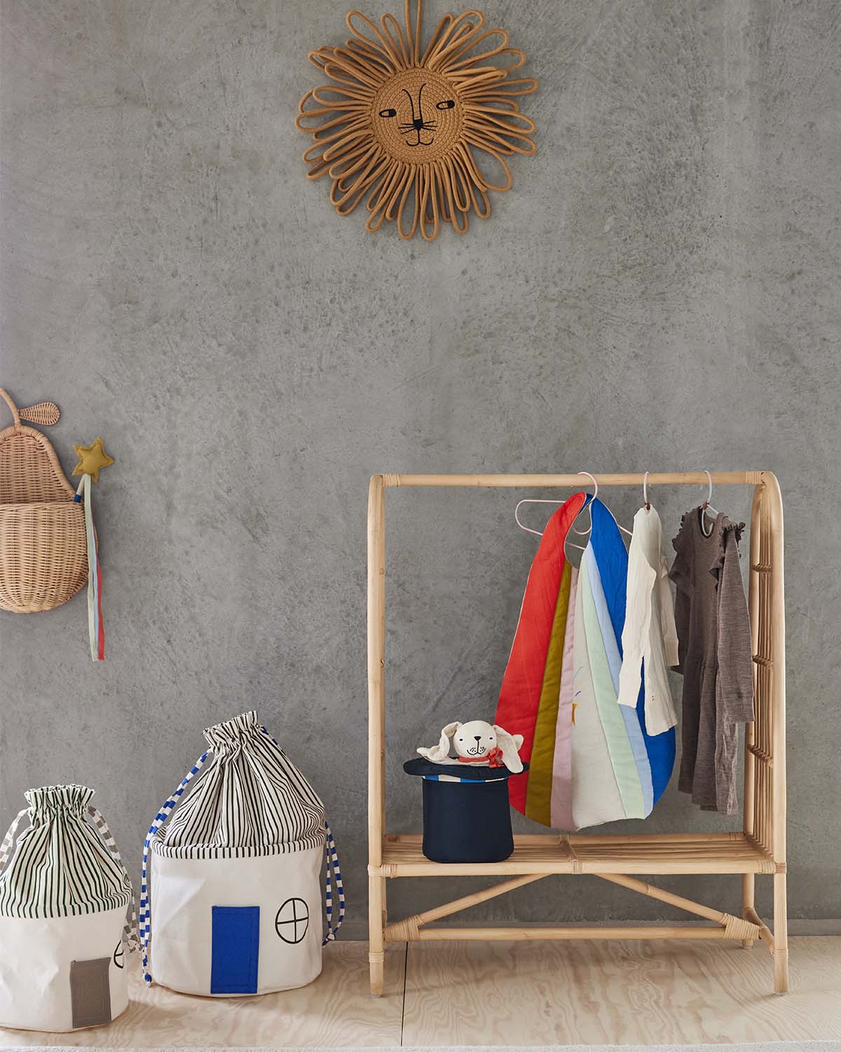 NANA MINI CLOTHES RACK